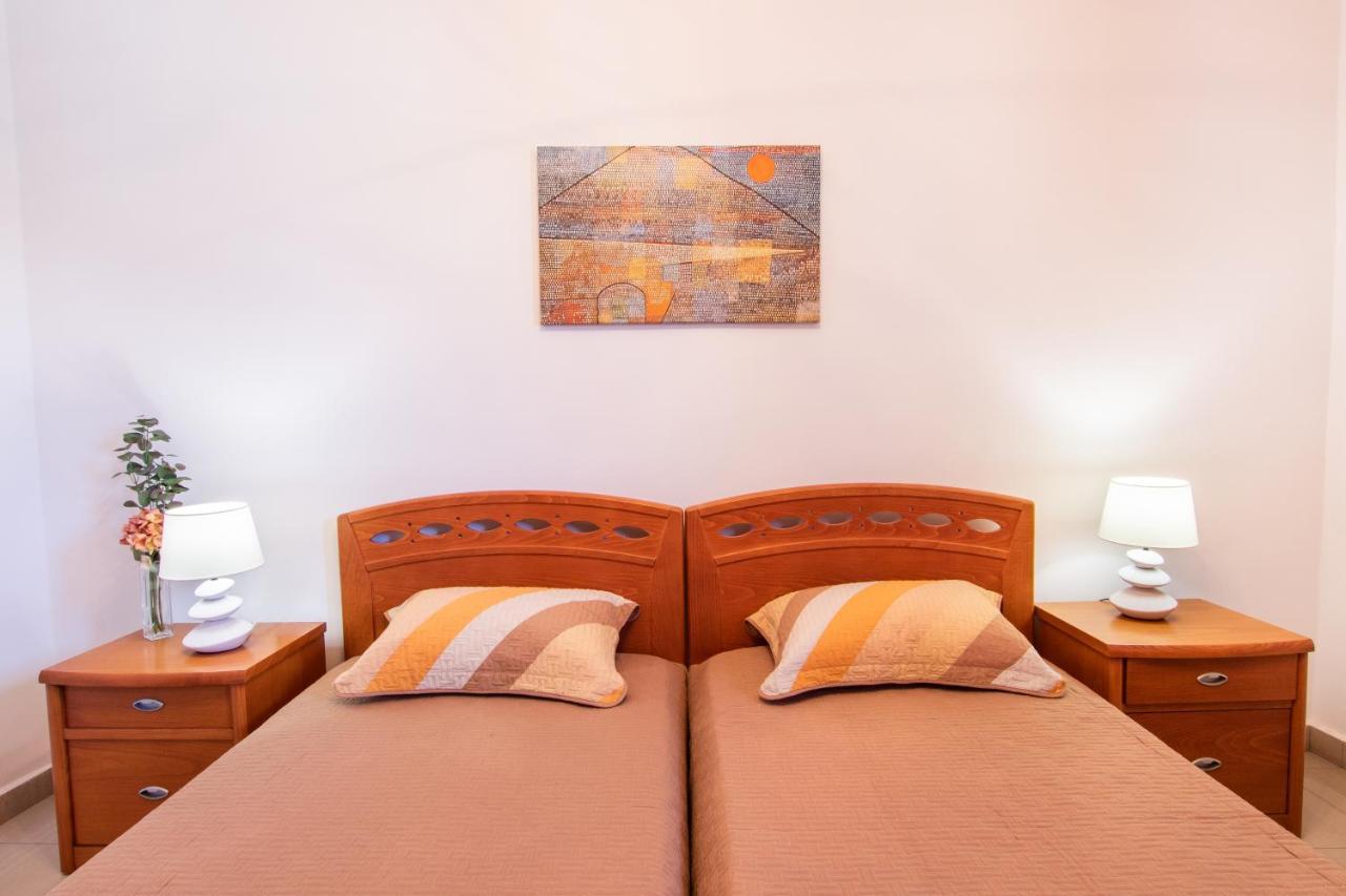 Divine Apartment Karpathos Bagian luar foto