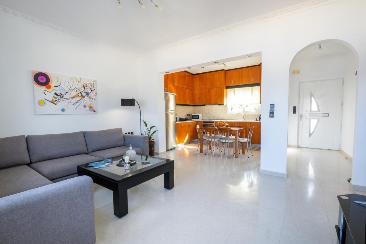 Divine Apartment Karpathos Bagian luar foto