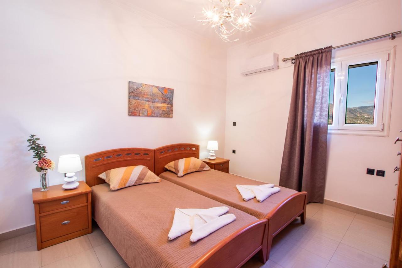 Divine Apartment Karpathos Bagian luar foto