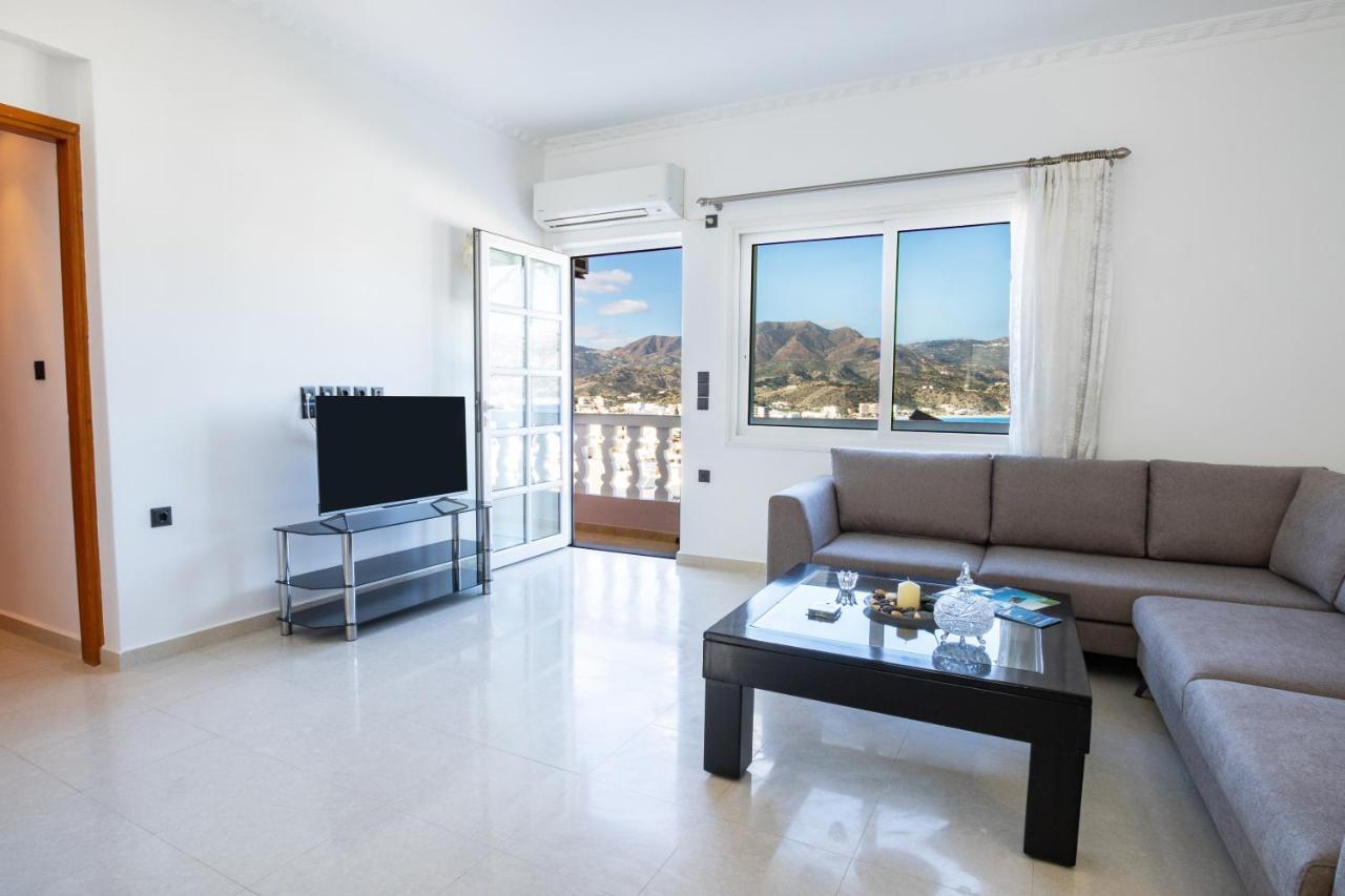 Divine Apartment Karpathos Bagian luar foto
