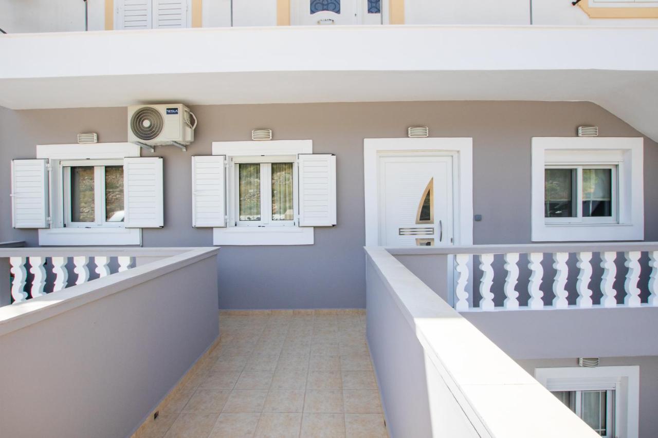 Divine Apartment Karpathos Bagian luar foto